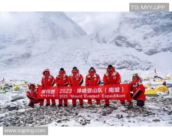 中国登山队挑战喜马拉雅新线路,全员成功登顶 中国登山队挑战喜马拉雅新线路,全员成功登顶